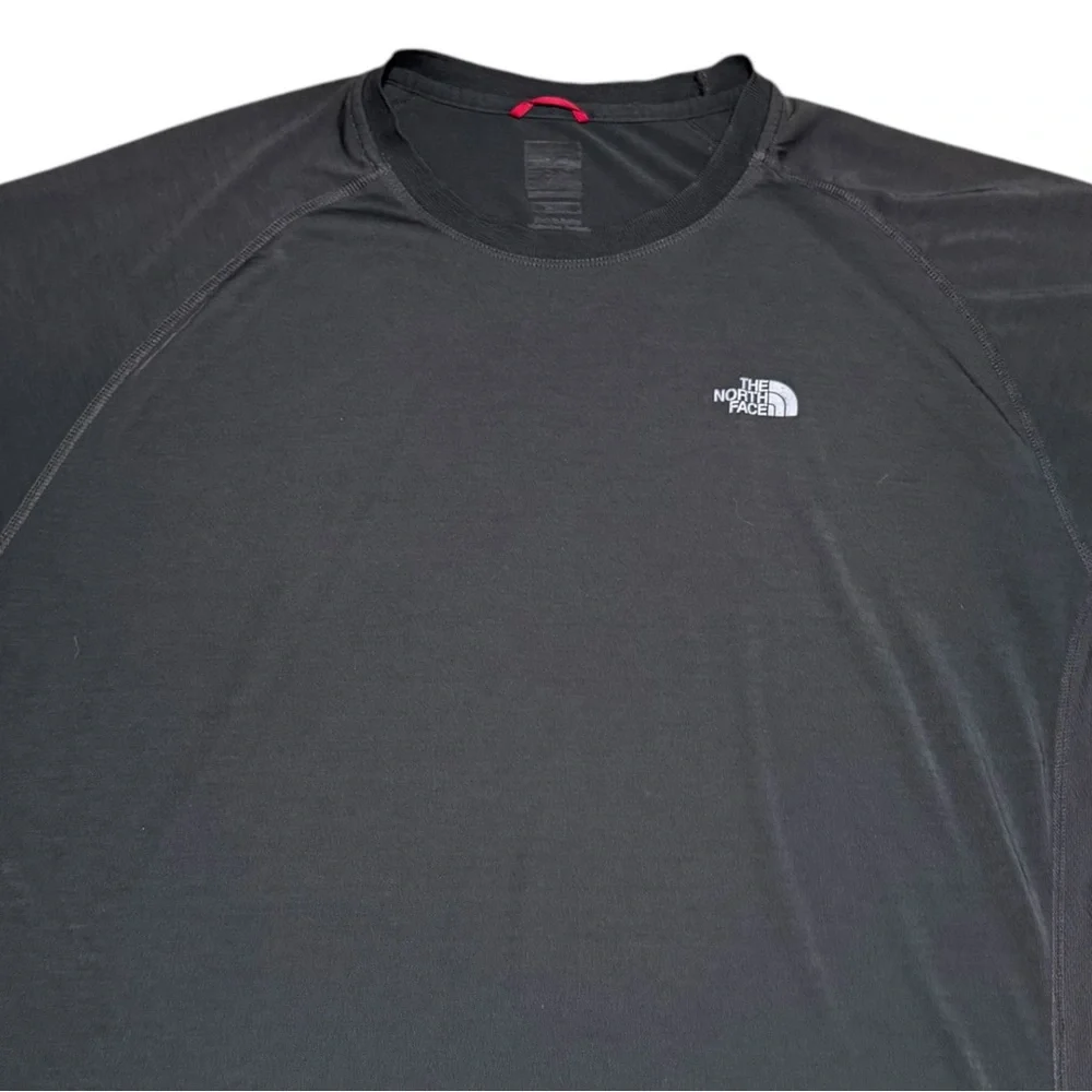 The North Face Athletic‎ Vaporwick Black Exercise Shirt Adult XL